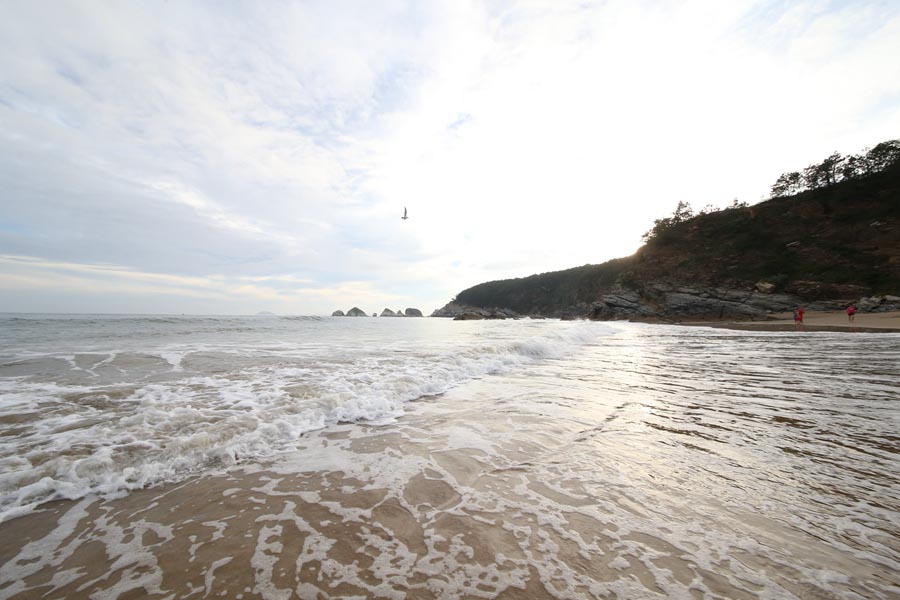 哈仙岛沙滩浴场